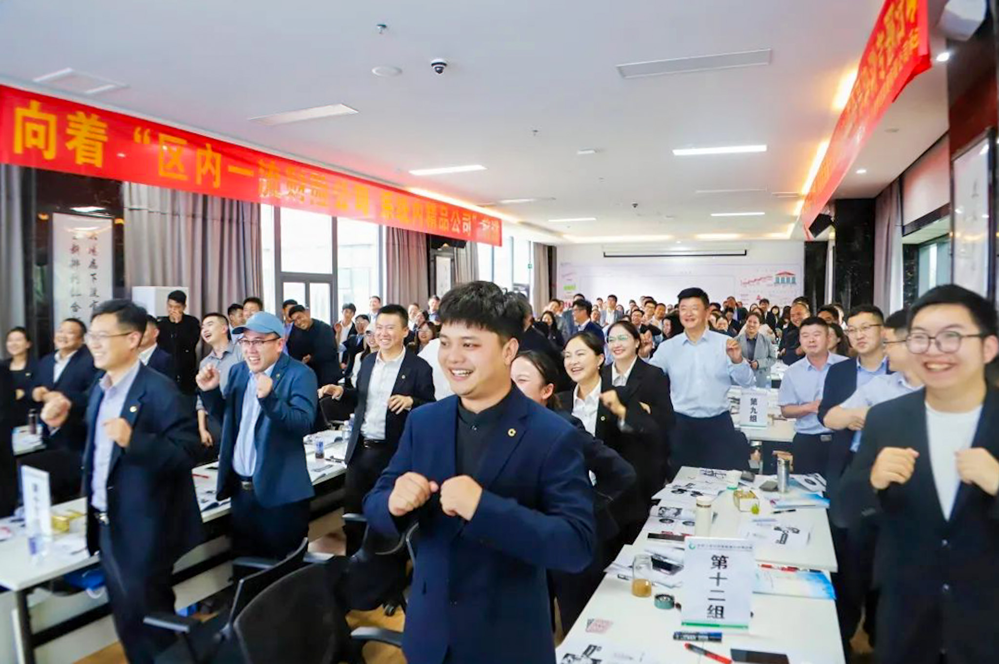 封面2.JPG