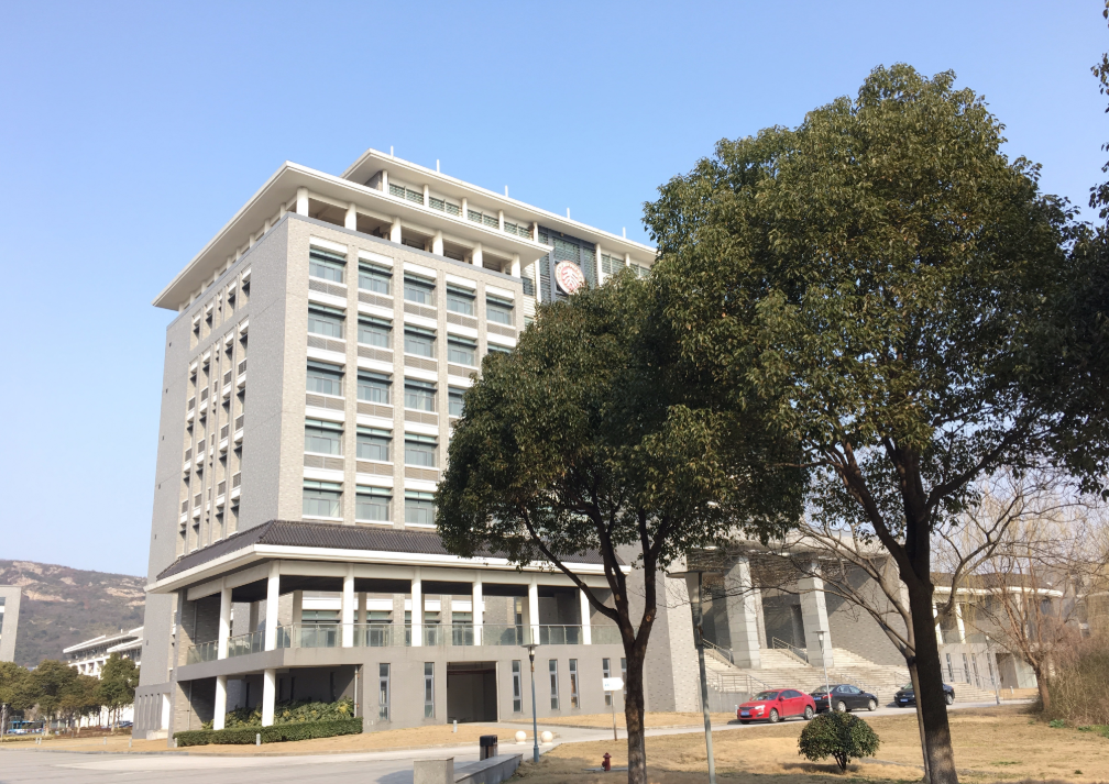 中職高職學(xué)校 中職高職學(xué)校