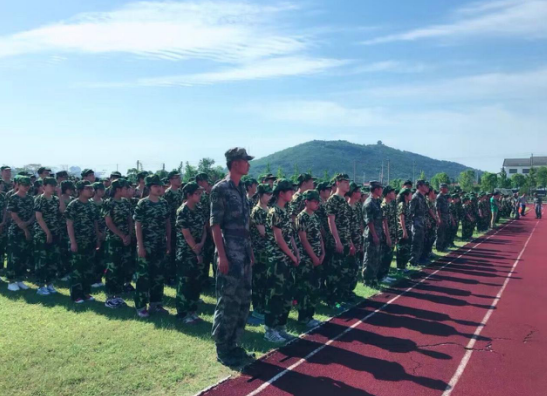 中職高職學校 中職高職學校